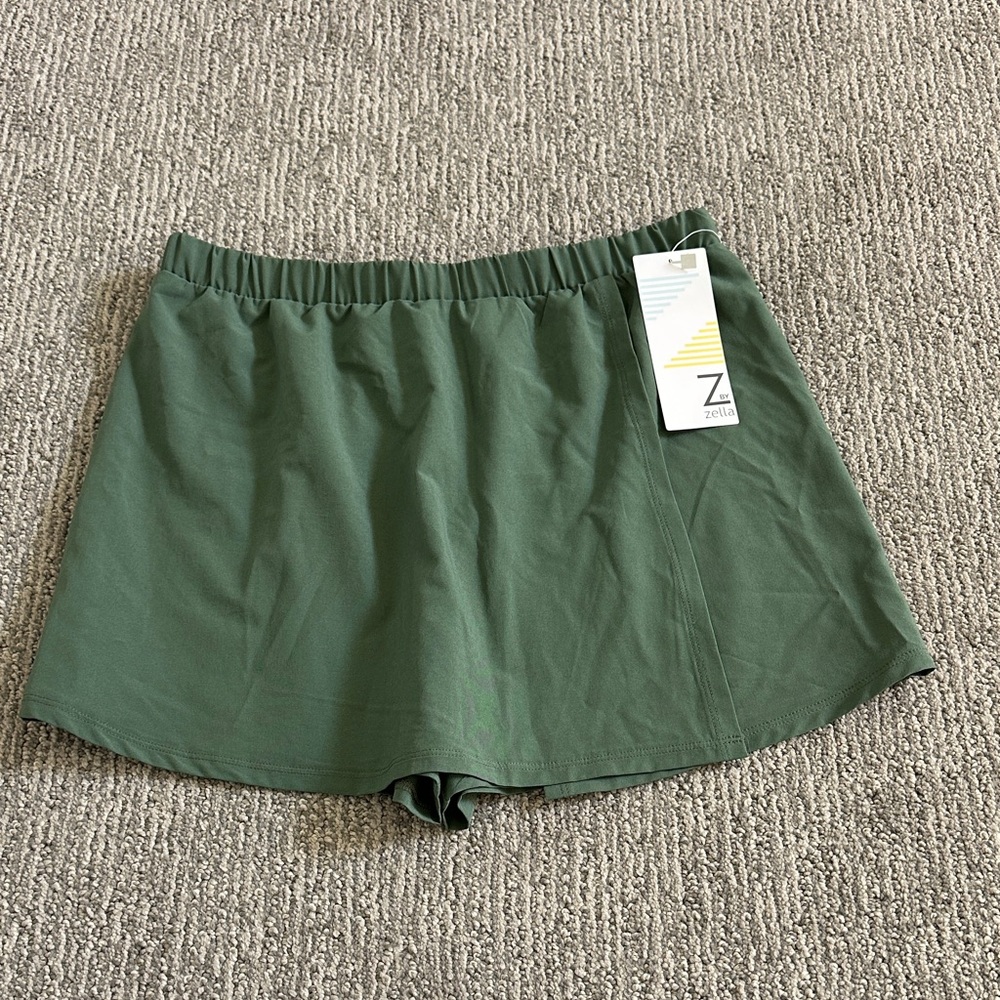 Zella youth Forest Green Skorts